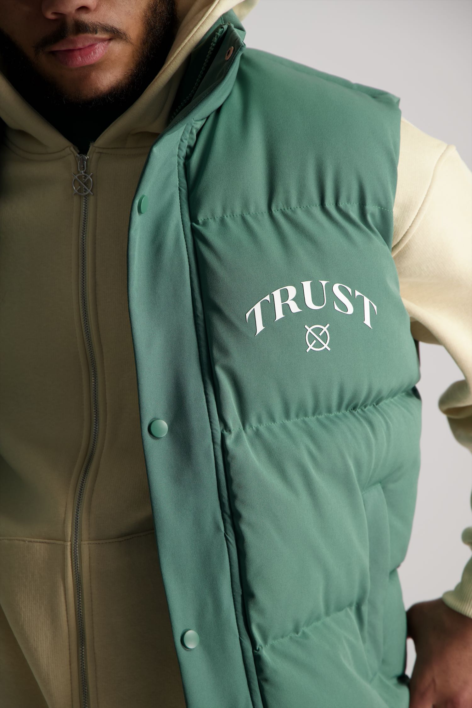 'I'AM NOT BASIC' Green Bodywarmer