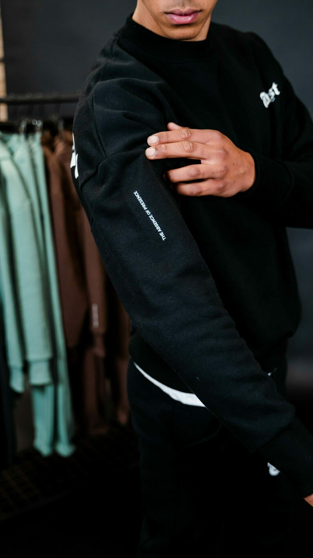 Trust No One Crewneck - TRUST Amsterdam