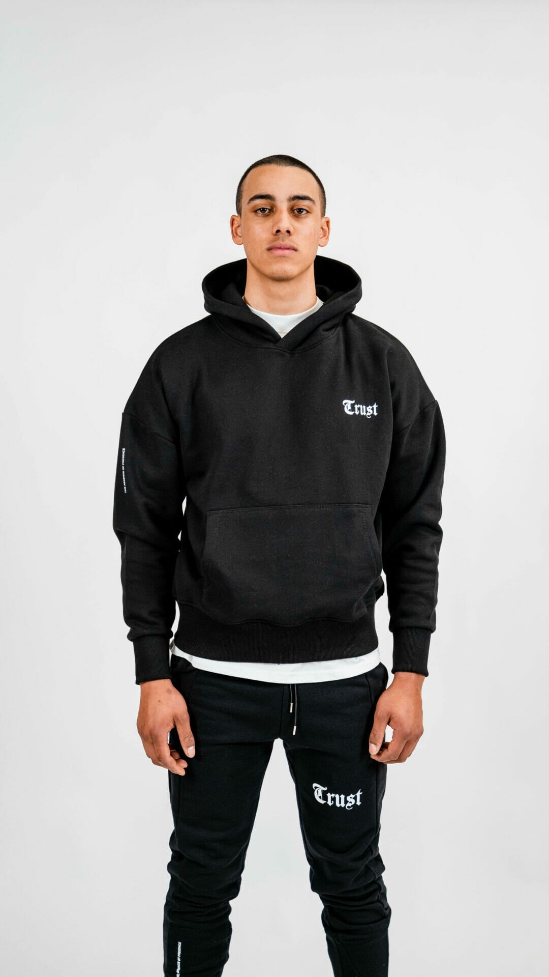 Black hoodie outlet no logo