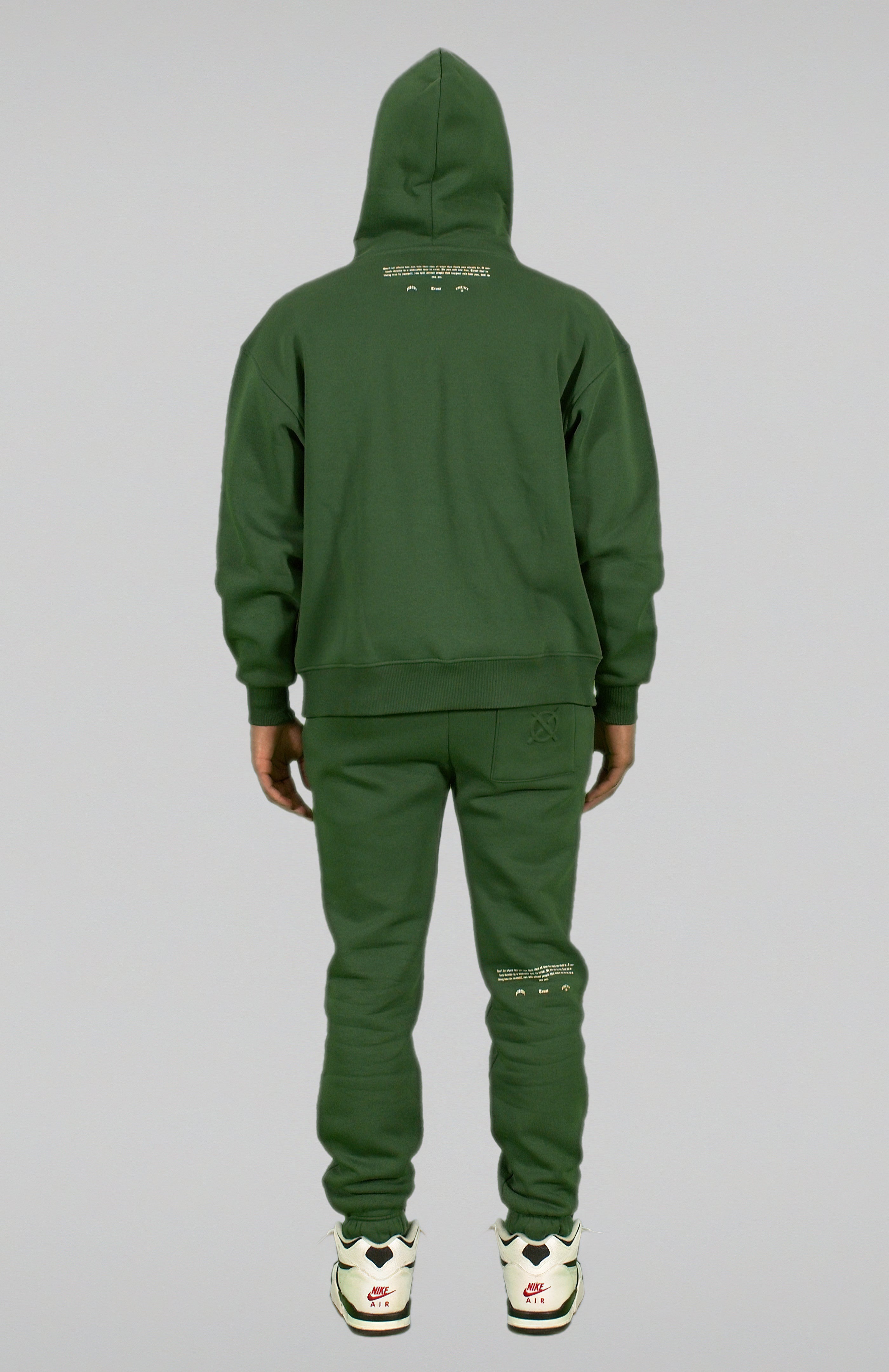 'TRUST Nobody' Green Sweatpants - TRUST Amsterdam