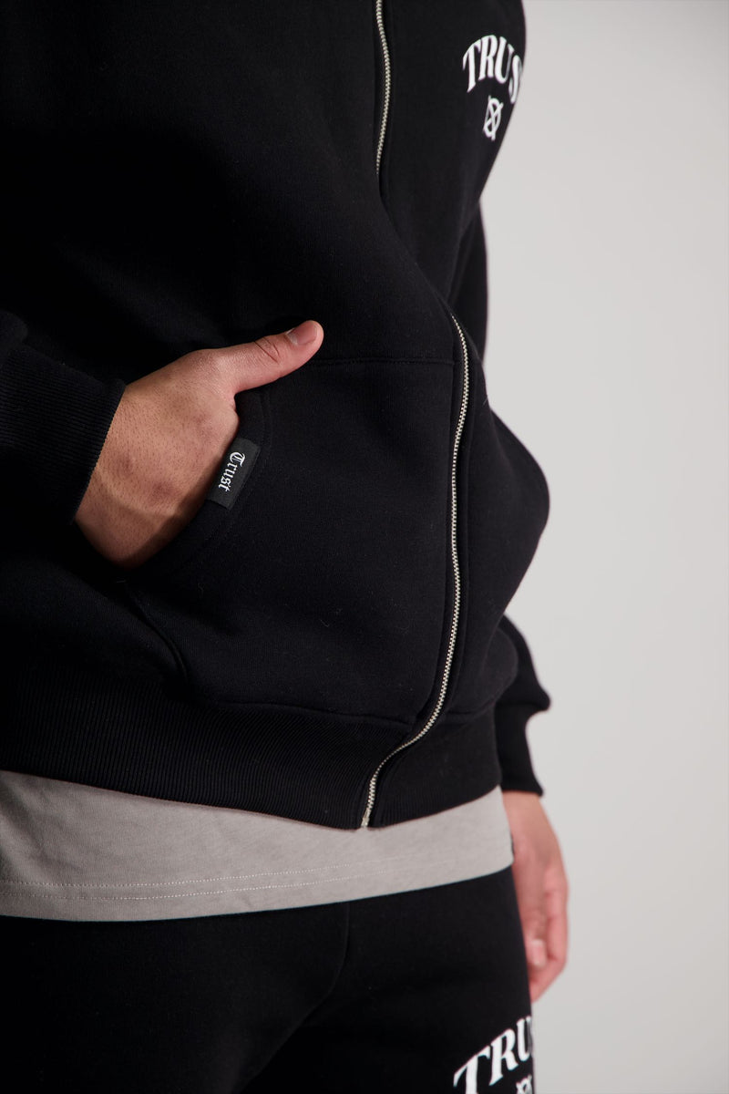 'I'AM NOT BASIC' Black Zipper Hoodie