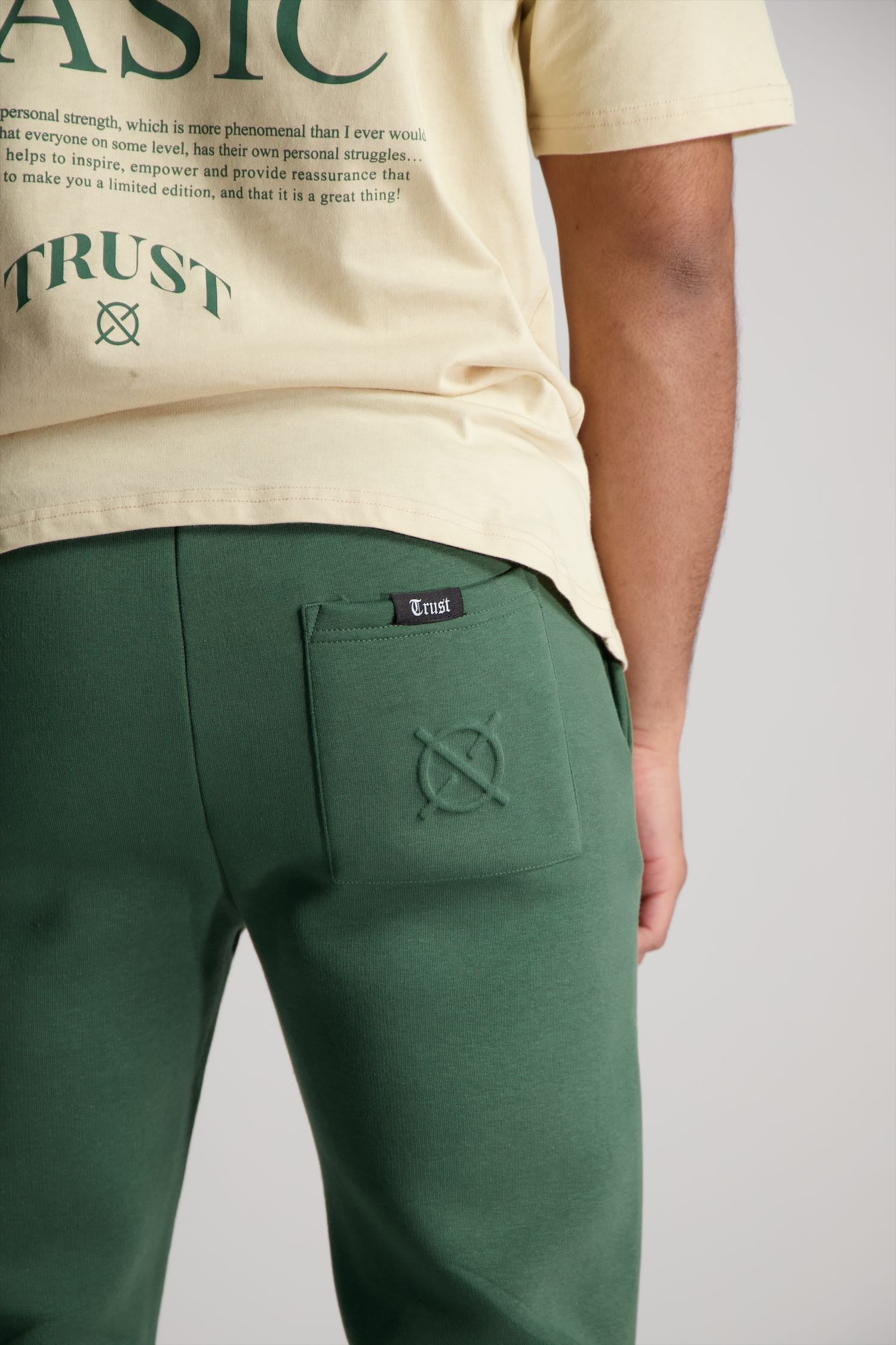 'I'AM NOT BASIC' Green Sweatpants